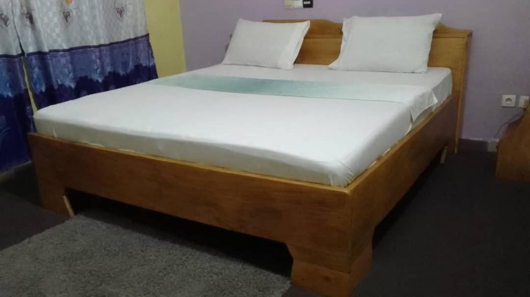 Chambre Classique Cotonou Quarto foto